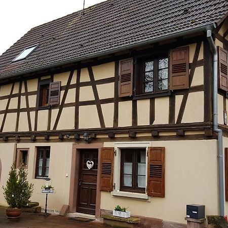 Gite Au Petit Ruisseau-Etage Et Combles-Maison Alsacienne 4 Personnes 4 Nuitees Minimum Langensoultzbach المظهر الخارجي الصورة